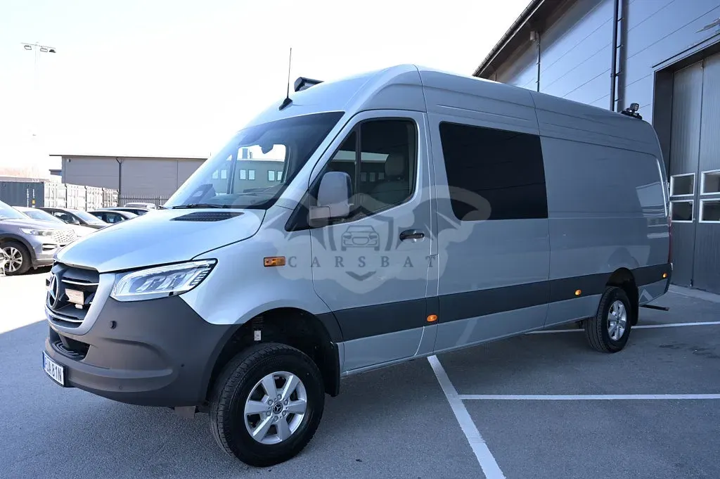 Mercedes-Benz Sprinter 2025