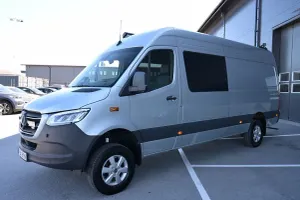 Mercedes-Benz Sprinter 2025