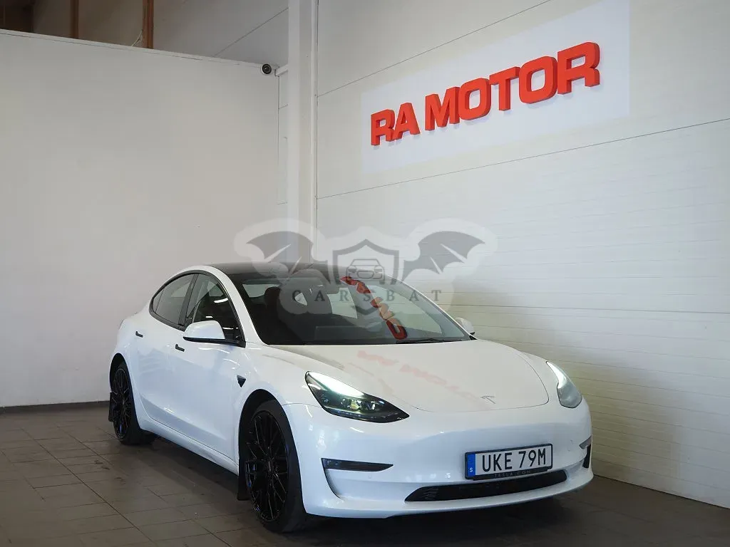 Tesla Model 3 2022