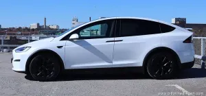 Tesla Model X 2023