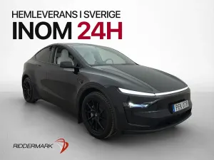 Tesla Model Y 2025