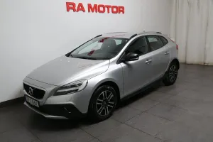 Volvo V40 2019