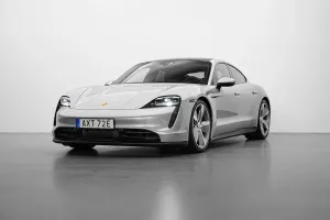 Porsche Taycan 2021