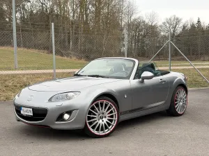 Mazda MX-5 (Miata) 2010