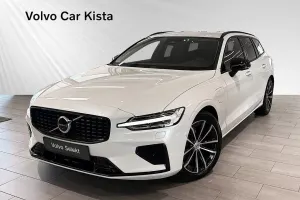 Volvo V60 2025