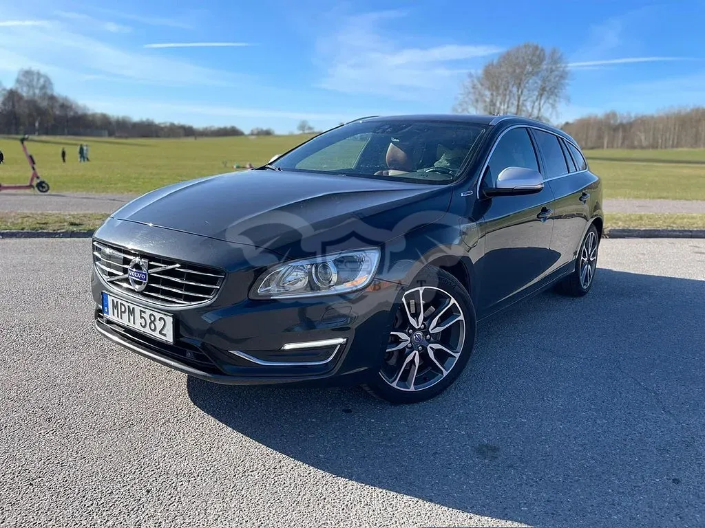 Volvo V60 2015