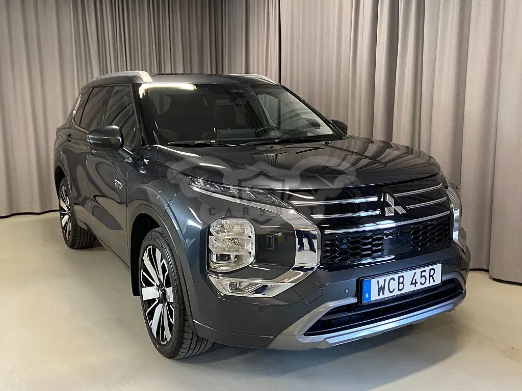 Mitsubishi Outlander 2025