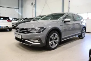Volkswagen Passat 2023
