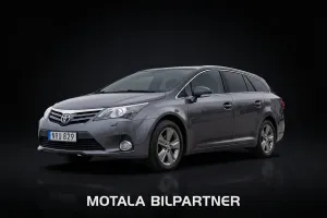 Toyota Avensis 2015