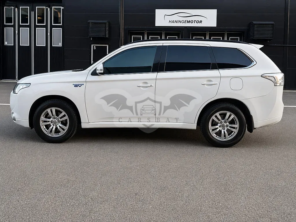 Mitsubishi Outlander 2014