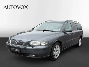 Volvo V70 2004