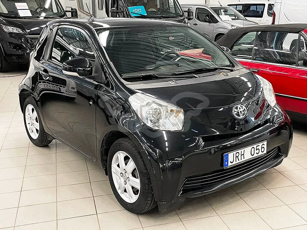 Toyota iQ 2009