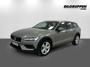 Volvo V60 2022