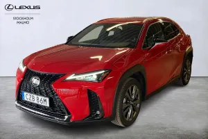 Lexus UX 2025