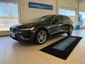 Volvo V60 2022