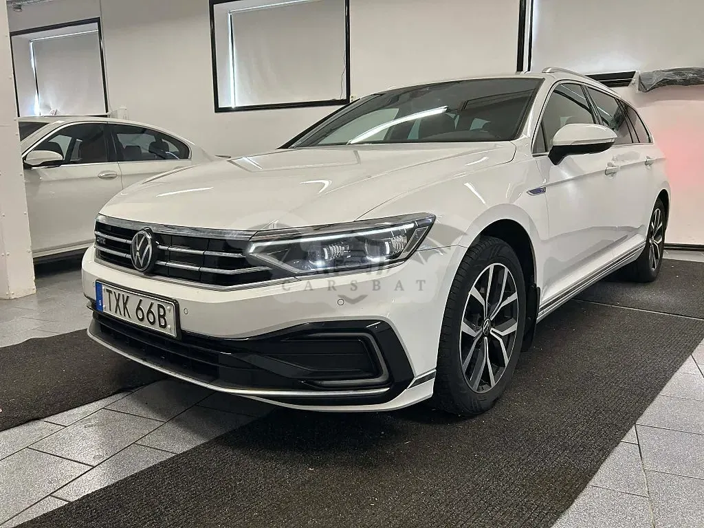 Volkswagen Passat 2021