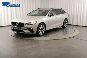 Volvo V90 2024