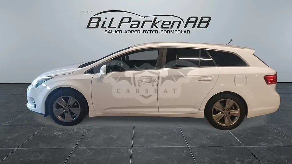 Toyota Avensis 2014