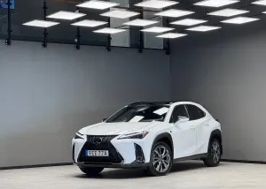 Lexus UX 2023