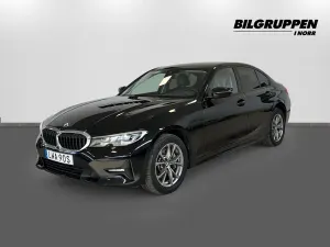 BMW 3 Series 330e 2021