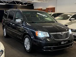 Lancia Voyager 2015
