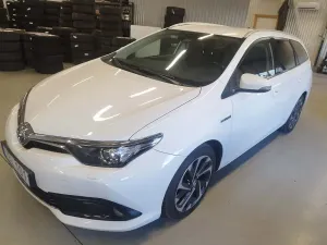 Toyota Auris 2015
