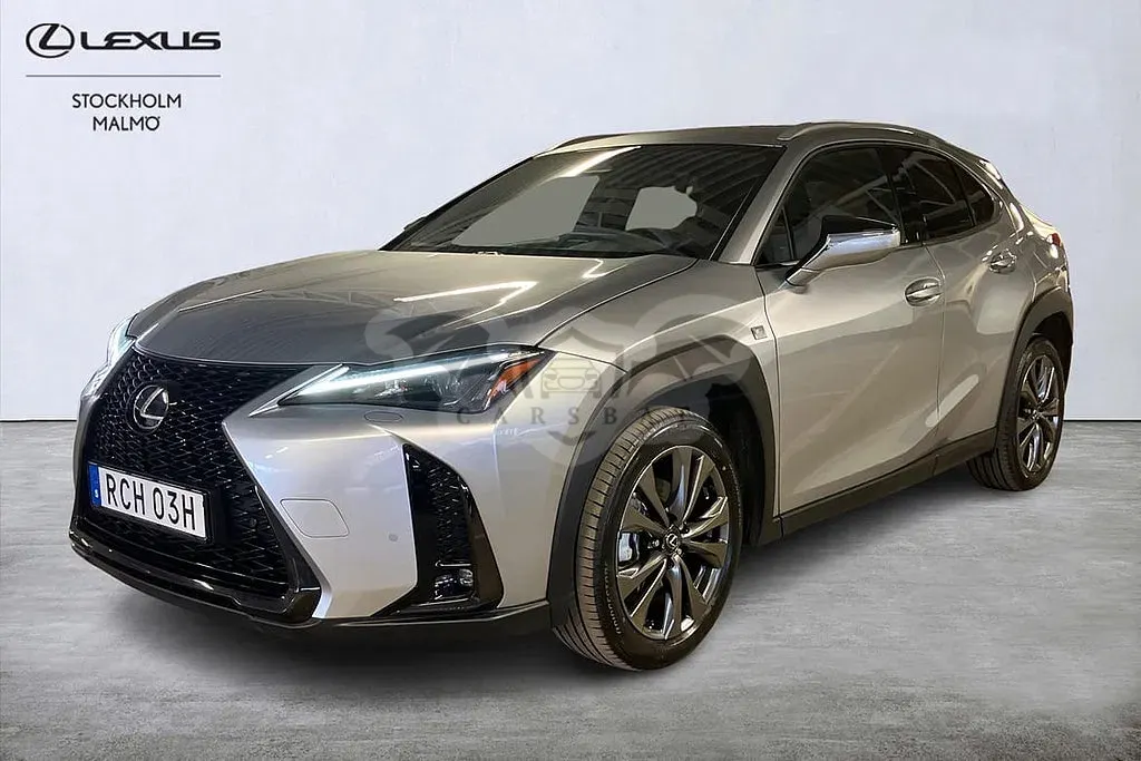 Lexus UX 2026