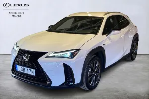 Lexus UX 2025