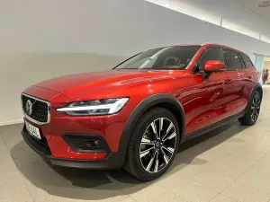 Volvo V60 2023