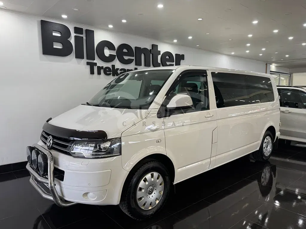 Volkswagen Caravelle 2013