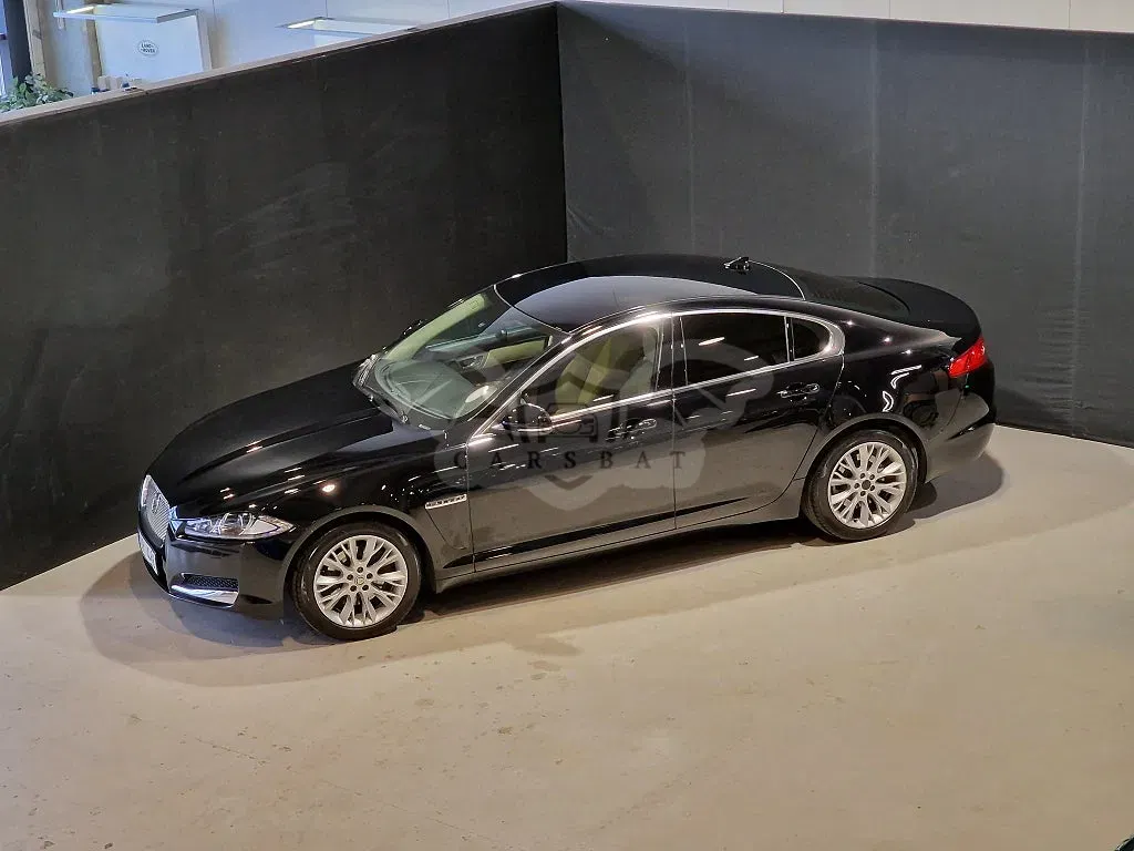 Jaguar XF 2013