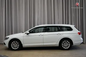 Volkswagen Passat 2023