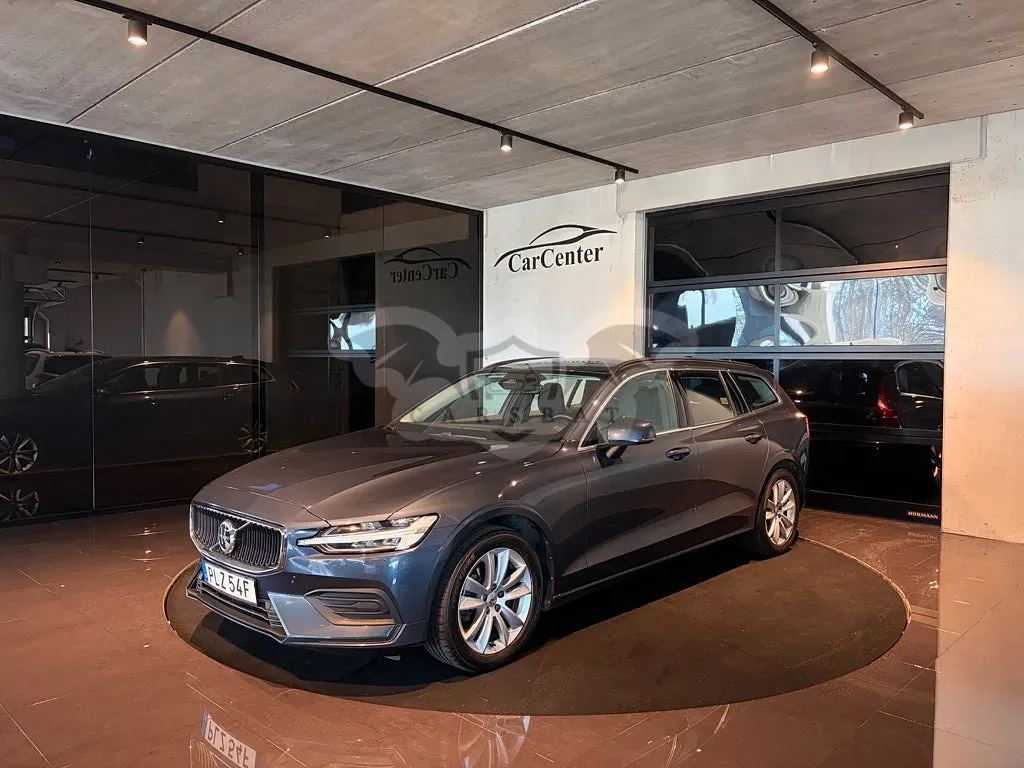 Volvo V60 2023