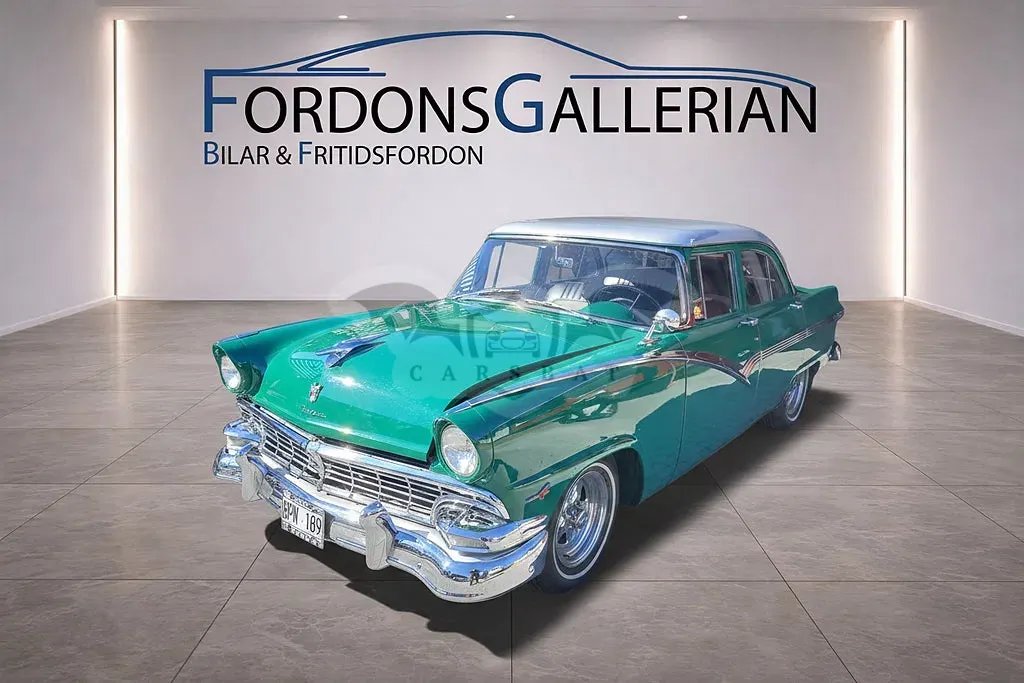 Ford Fairlane 1956