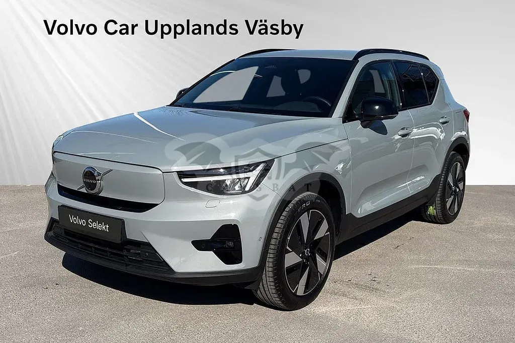 Volvo EX40 2026