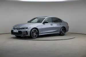 BMW 3 Series 330e 2022