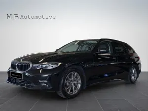 BMW 3 Series 330e 2021