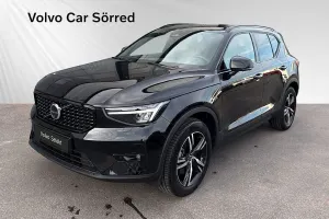 Volvo XC40 2025