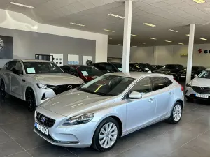 Volvo V40 2016