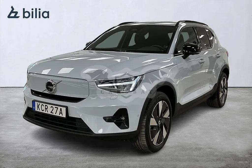 Volvo EX40 2025