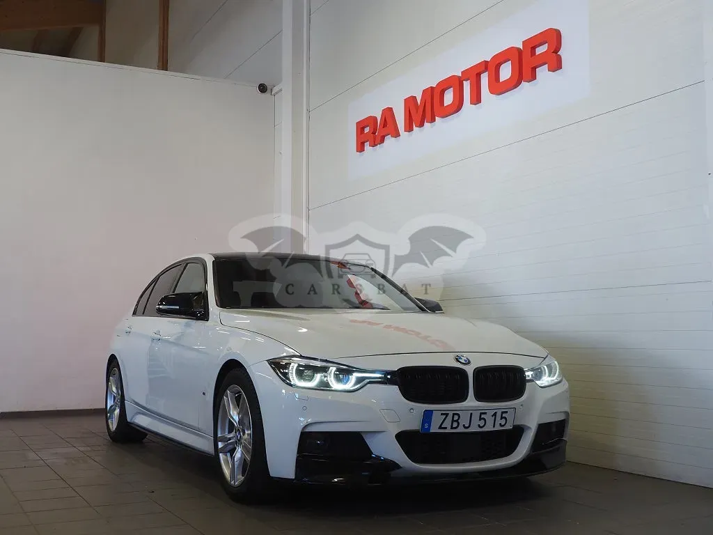 BMW 3 Series 330e 2018