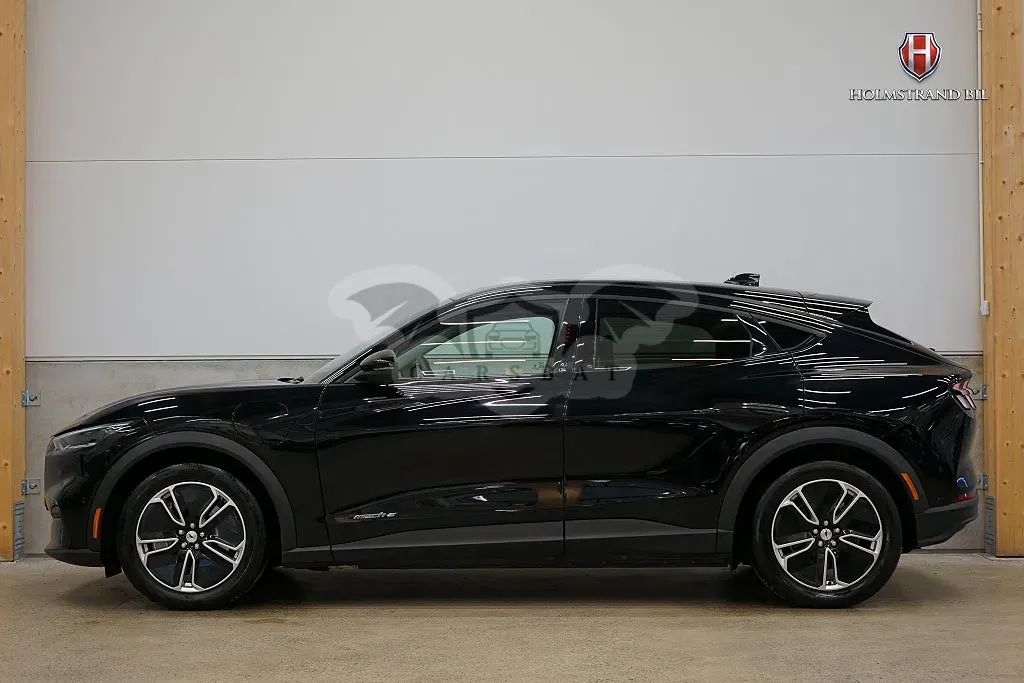 Ford Mustang Mach-E 2023