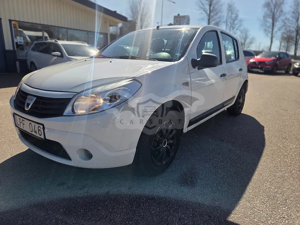 Dacia Sandero 2011