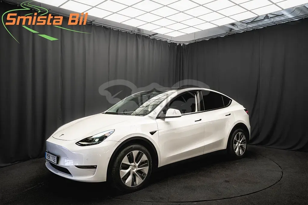 Tesla Model Y 2021
