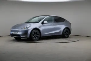 Tesla Model Y 2025