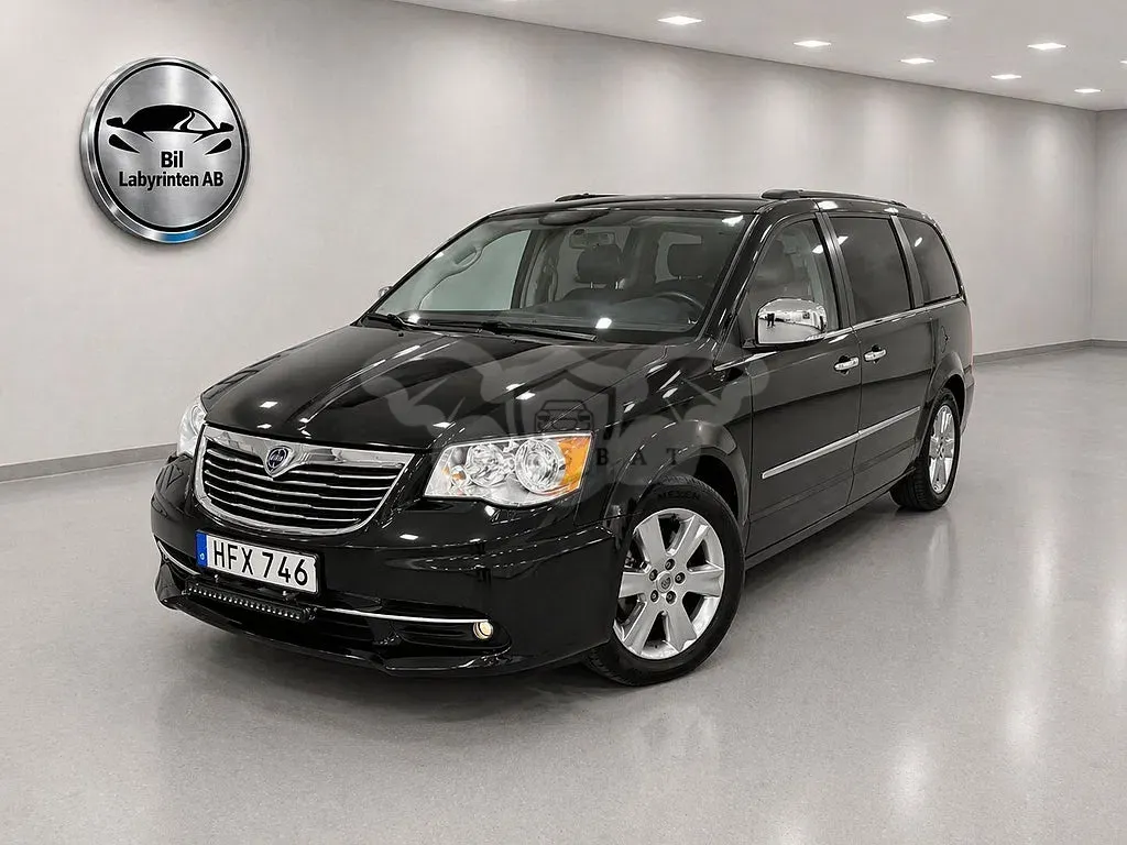Lancia Voyager 2015