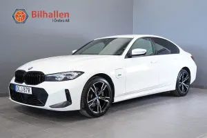BMW 3 Series 330e 2023
