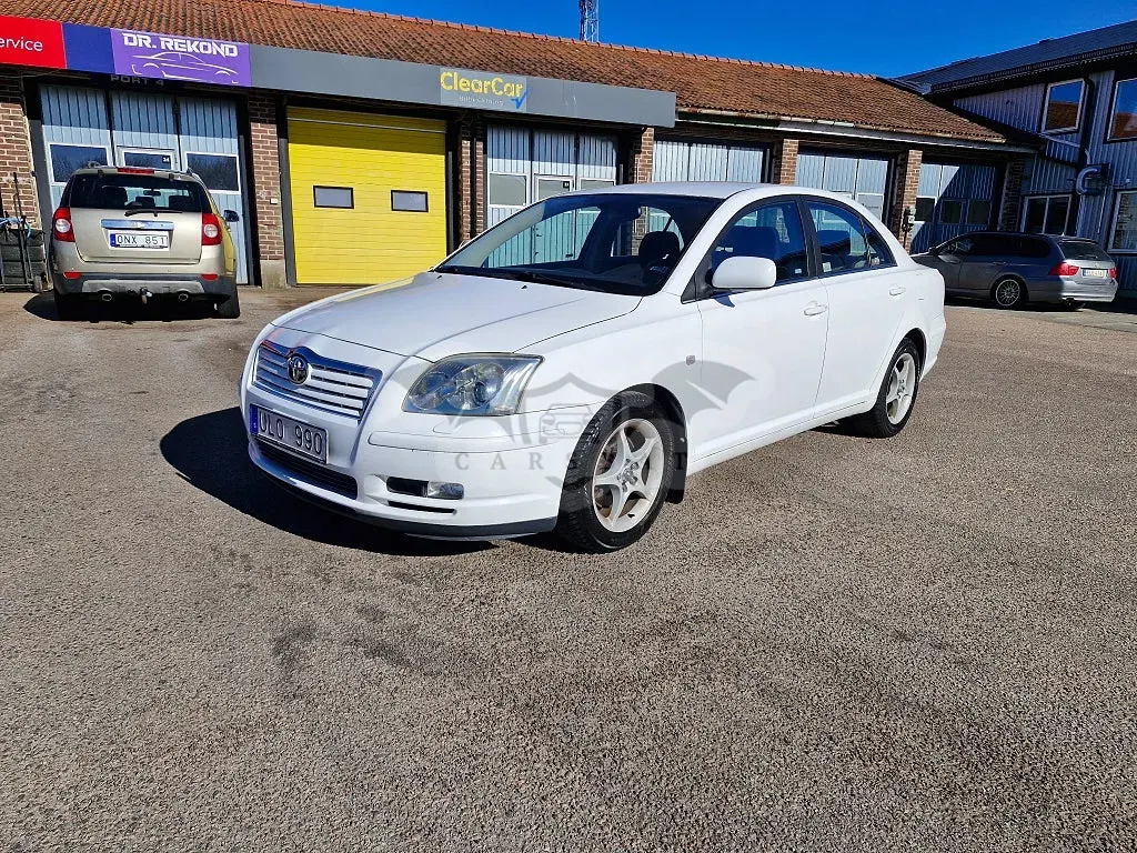 Toyota Avensis 2003