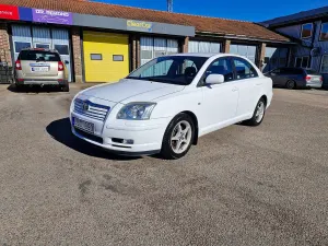 Toyota Avensis 2003