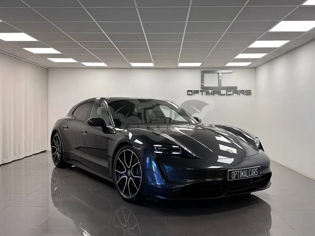 Porsche Taycan 2023